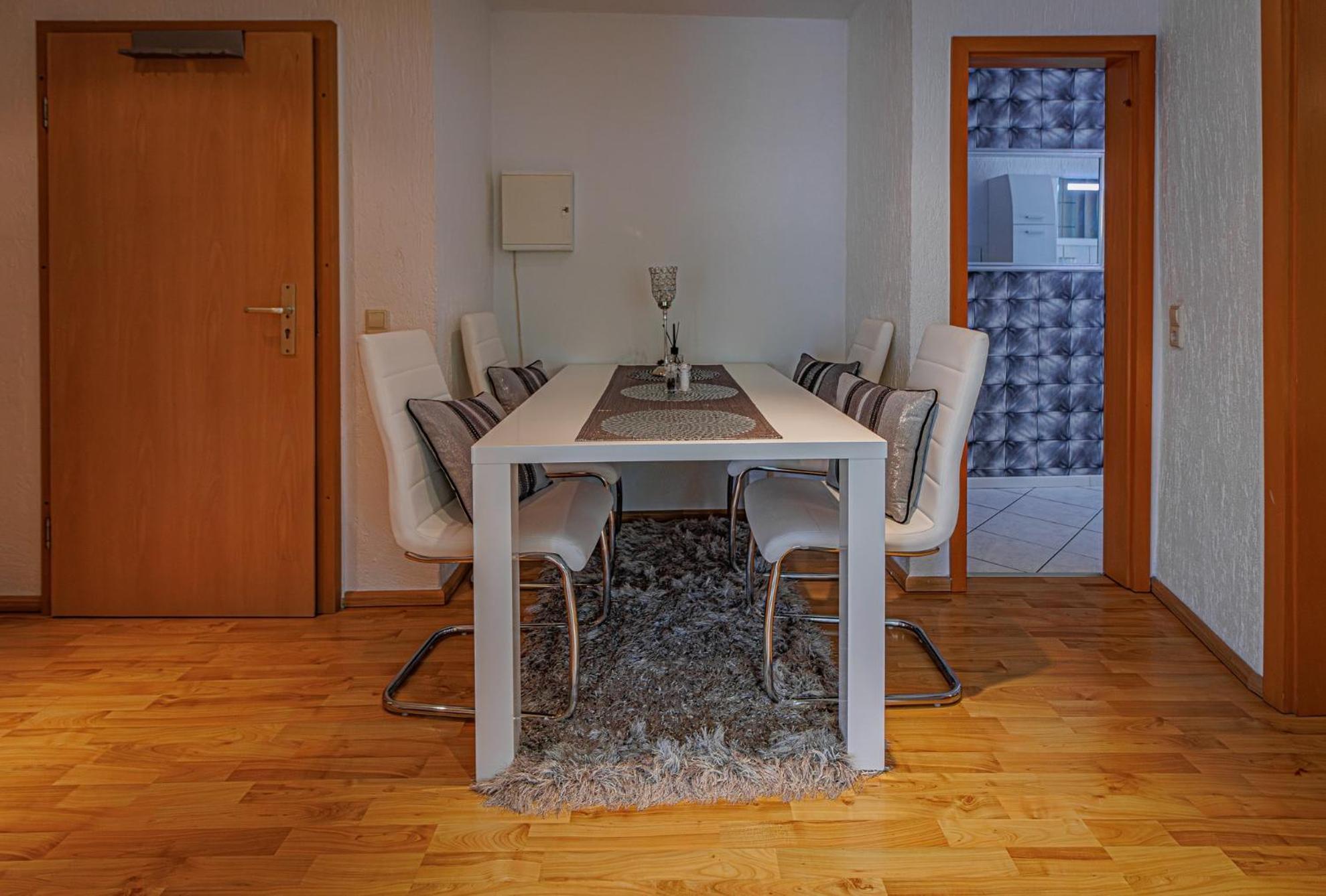 Wohnen Ueber Einem Mediterranen Restaurant,Apartment 2 Oder 3 ライプツィヒ エクステリア 写真