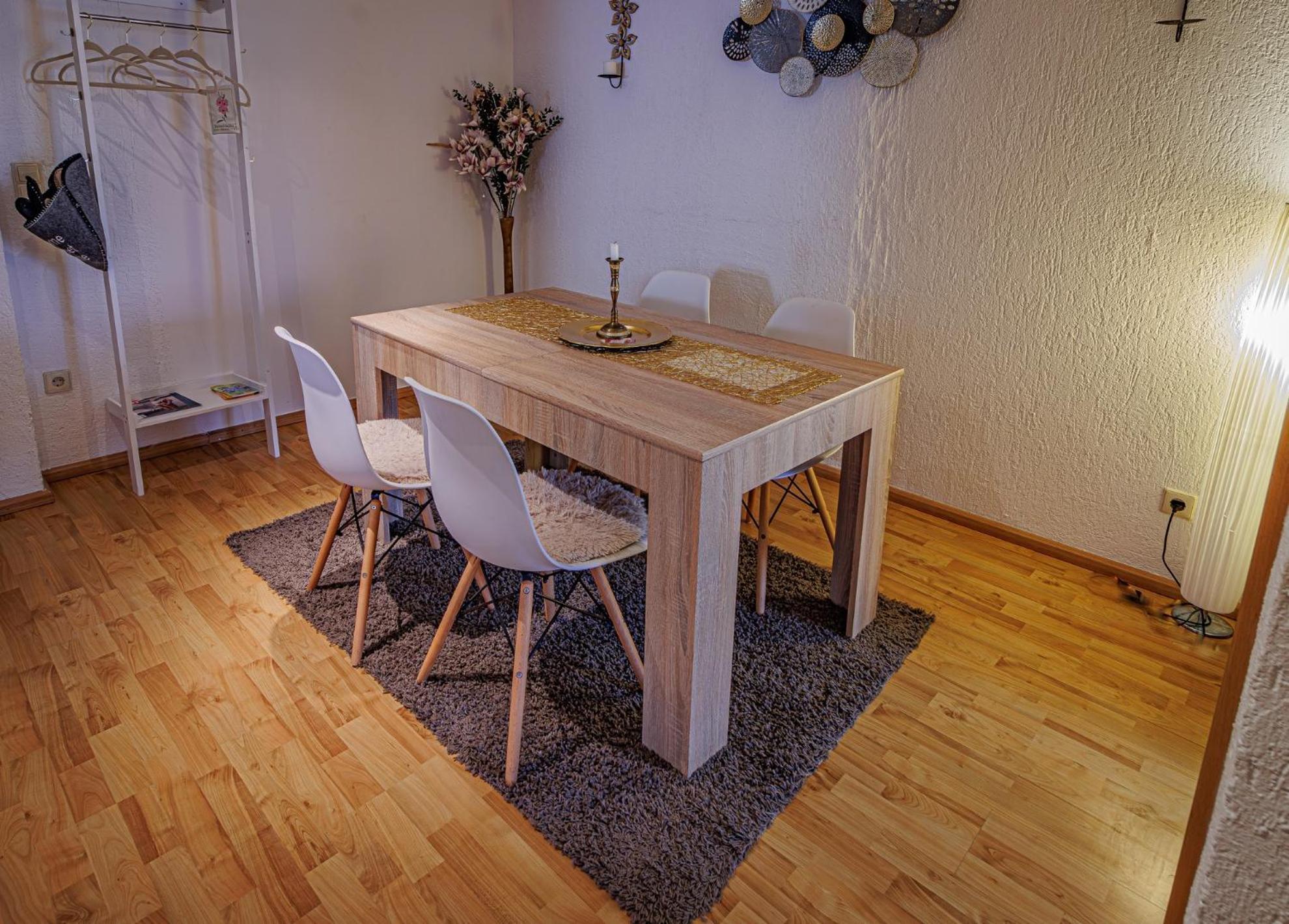 Wohnen Ueber Einem Mediterranen Restaurant,Apartment 2 Oder 3 ライプツィヒ エクステリア 写真