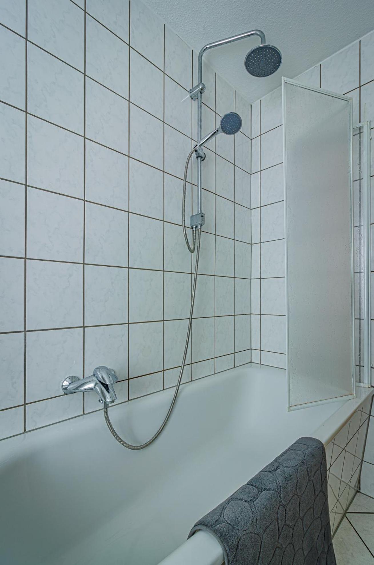 Wohnen Ueber Einem Mediterranen Restaurant,Apartment 2 Oder 3 ライプツィヒ エクステリア 写真