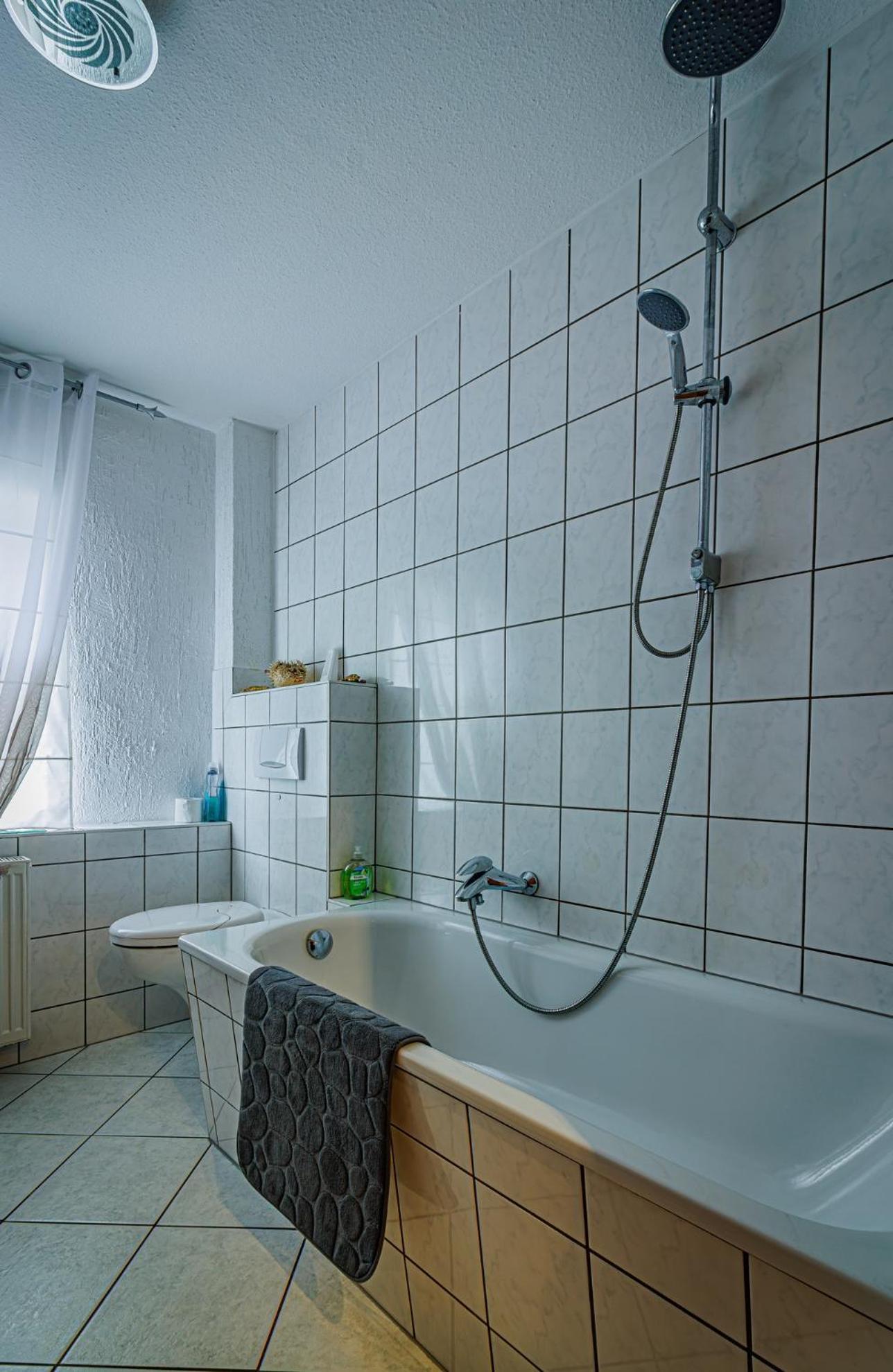 Wohnen Ueber Einem Mediterranen Restaurant,Apartment 2 Oder 3 ライプツィヒ エクステリア 写真
